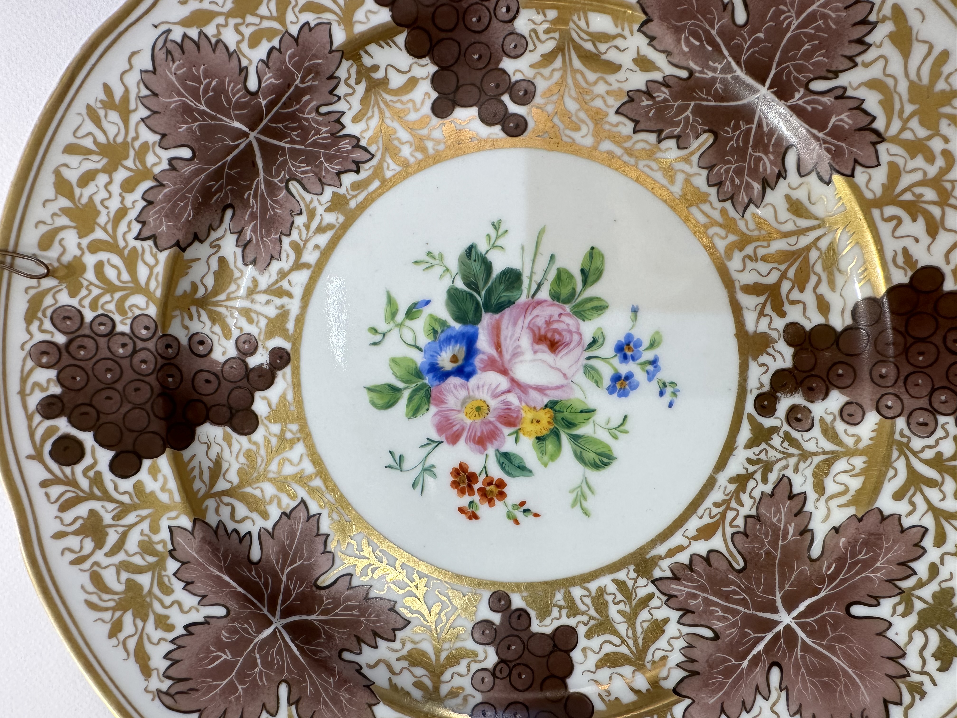Тарелка из Корбиевского сервиза, Россия, ИФЗ, 1830 - 1850-е гг.